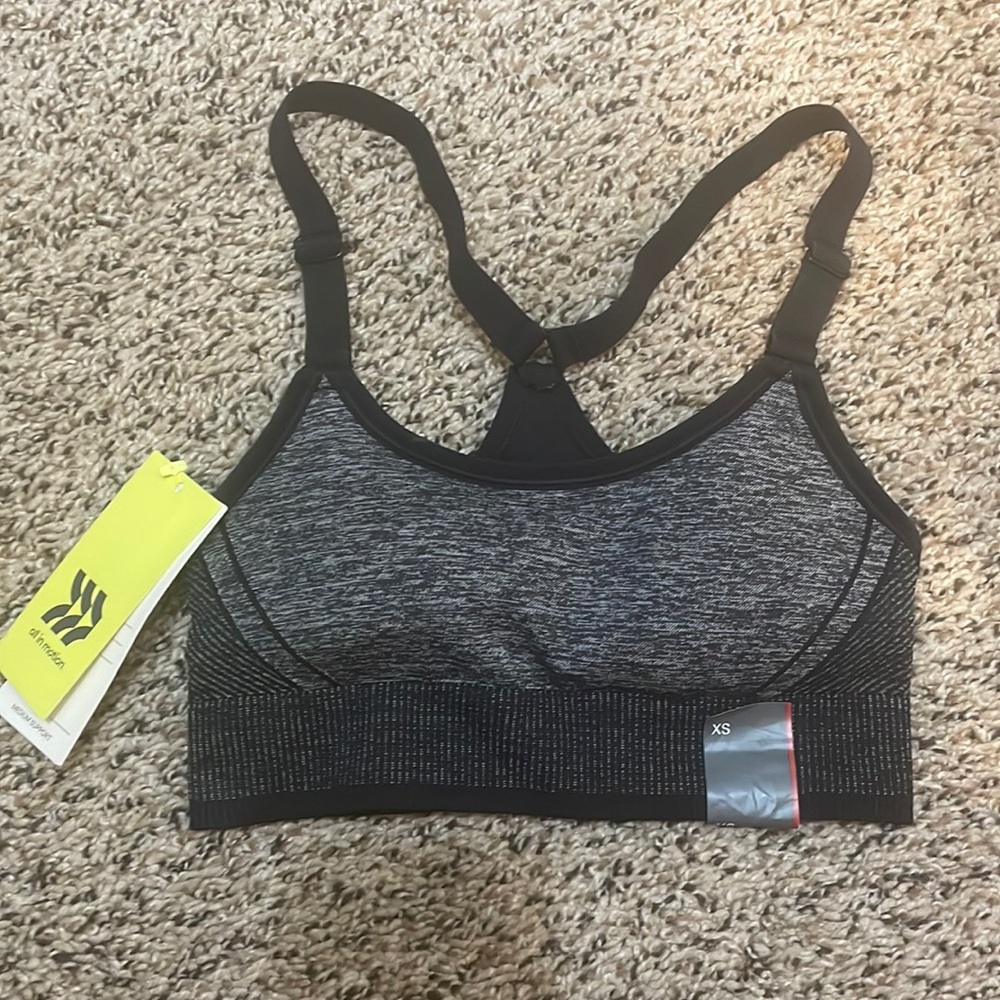 NWT all in motion Women's XS Gray Sports Bra